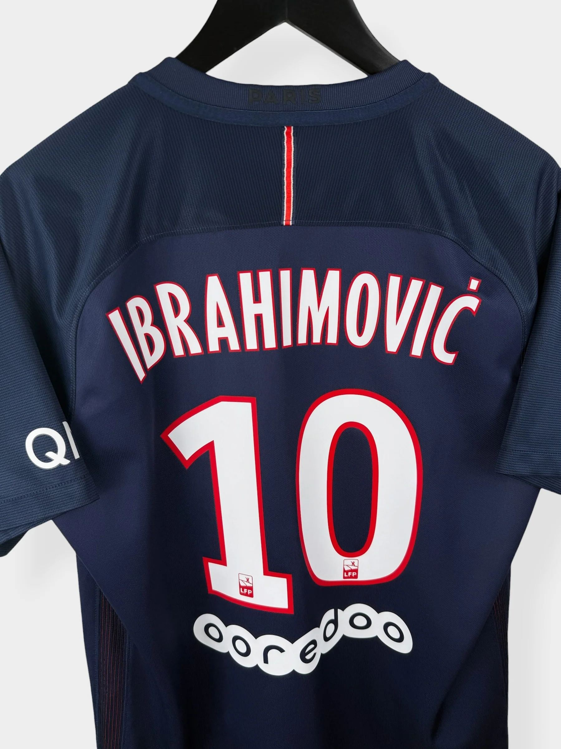 2016-17 PARIS SAINT-GERMAIN HOME SHIRT IBRAHIMOVIC #10 M - Image 3