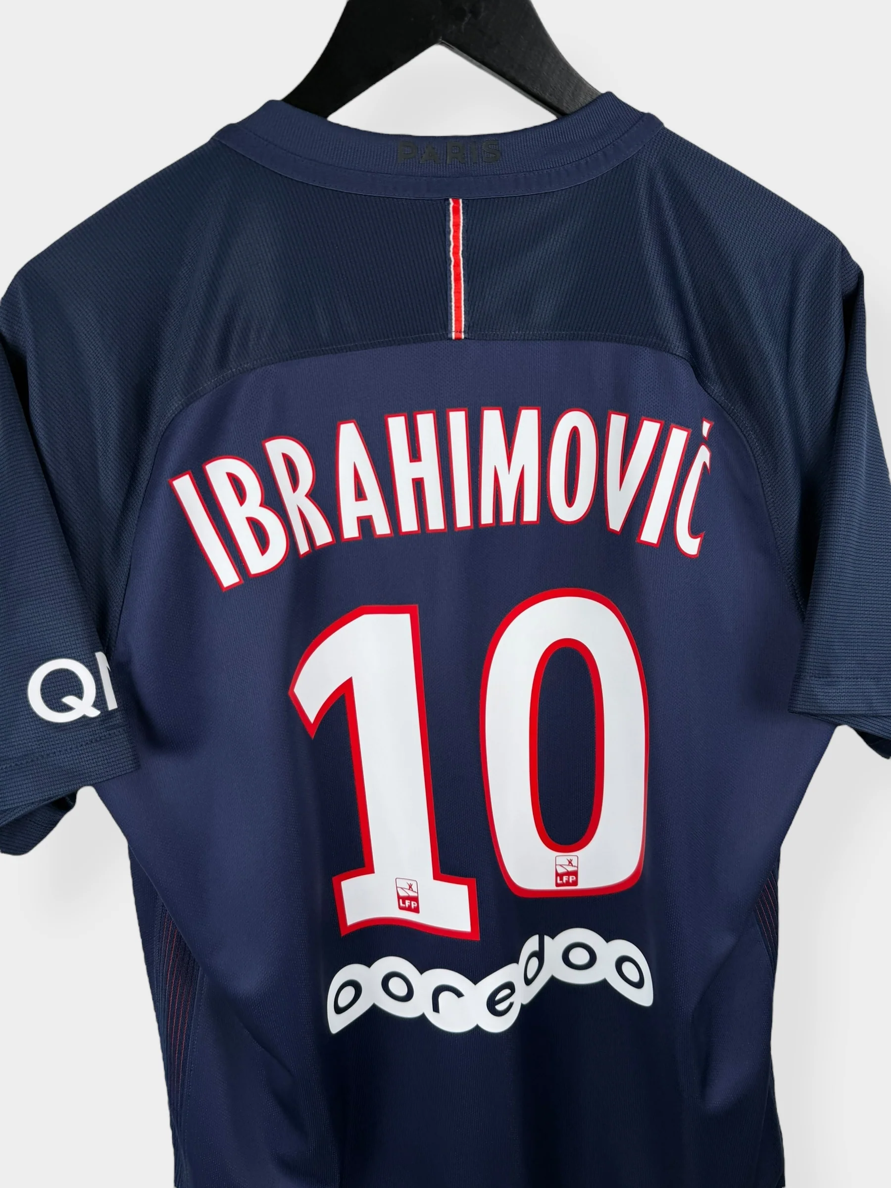 2016-17 PARIS SAINT-GERMAIN HOME SHIRT IBRAHIMOVIC #10 M - Image 3