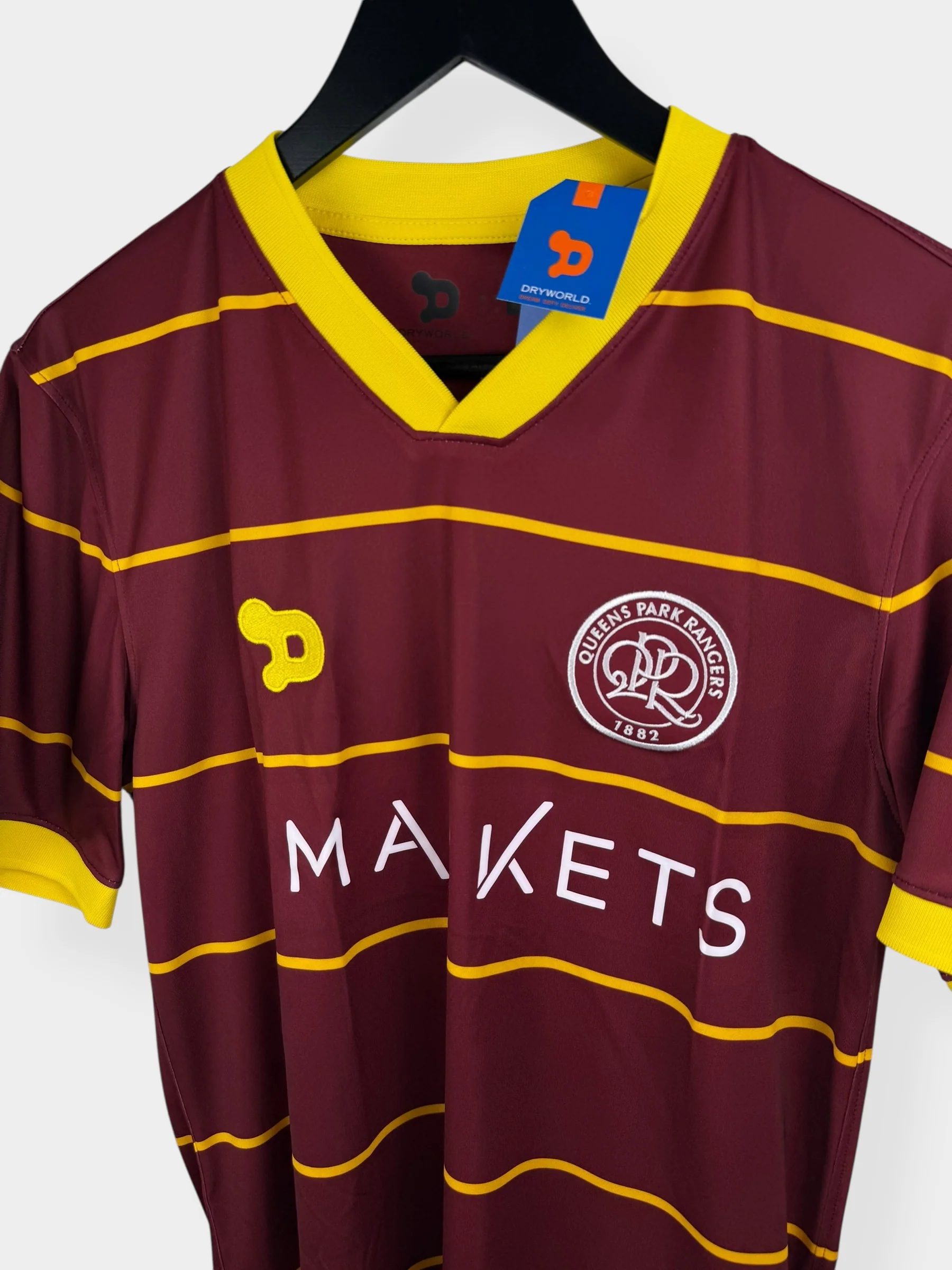 2016-17 QPR THIRD SHIRT S - Image 4