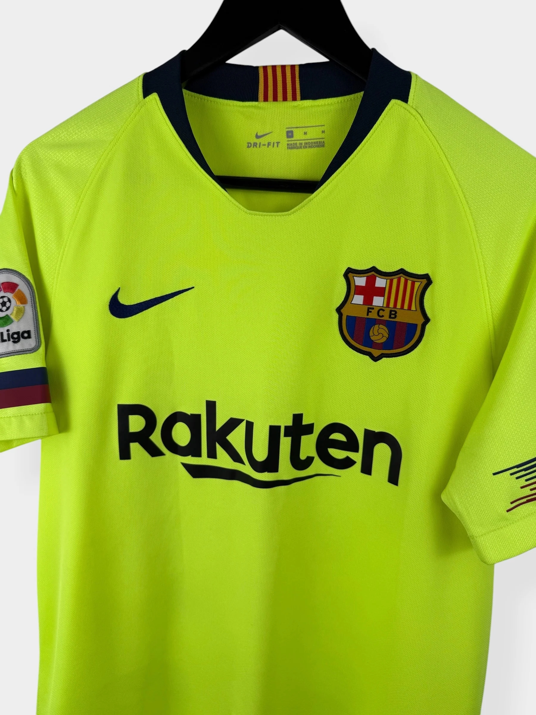 2018-19 BARCELONA AWAY SHIRT MESSI #10 M - Image 4