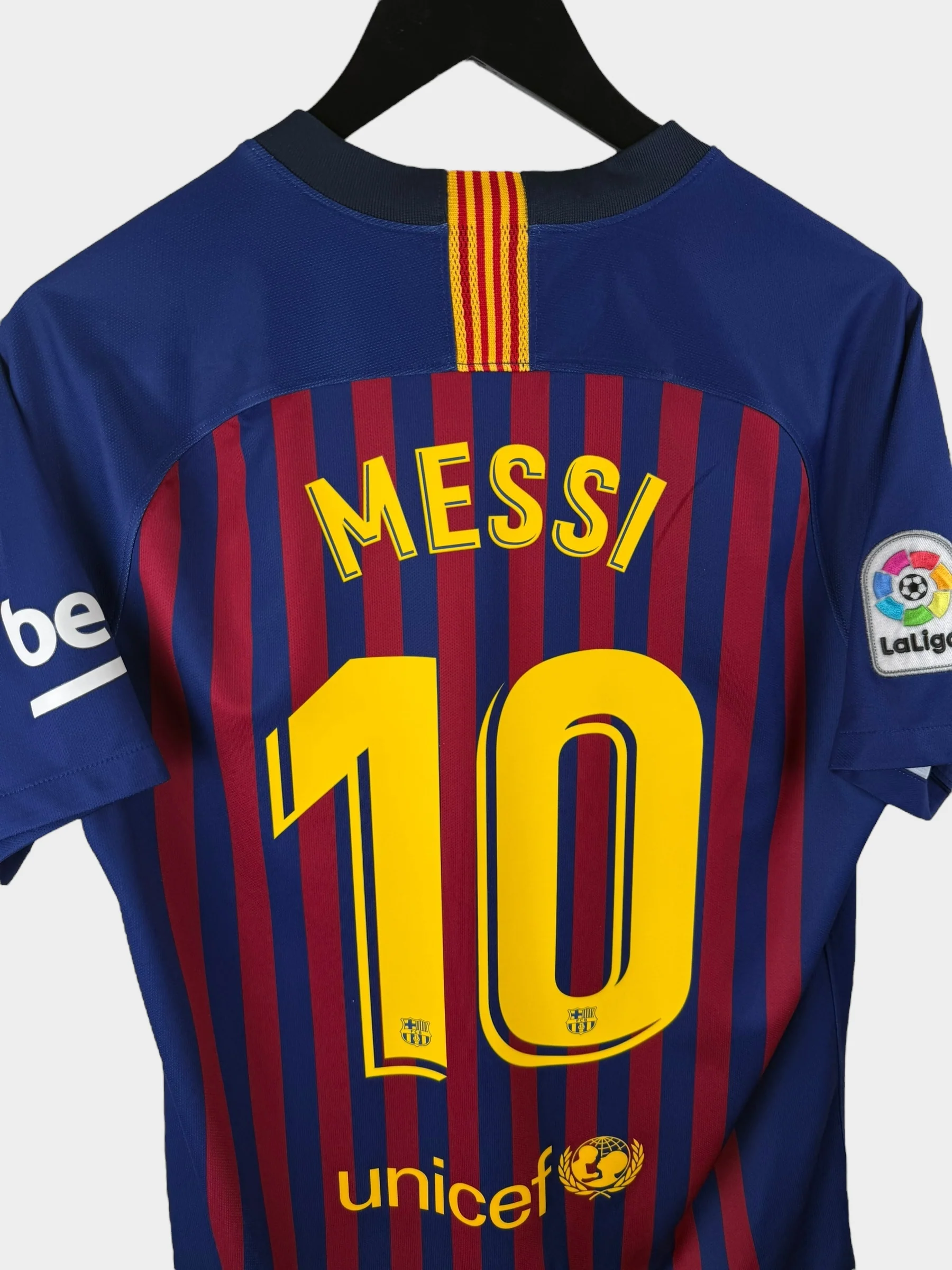2018-19 BARCELONA HOME SHIRT MESSI #10 M - Image 3