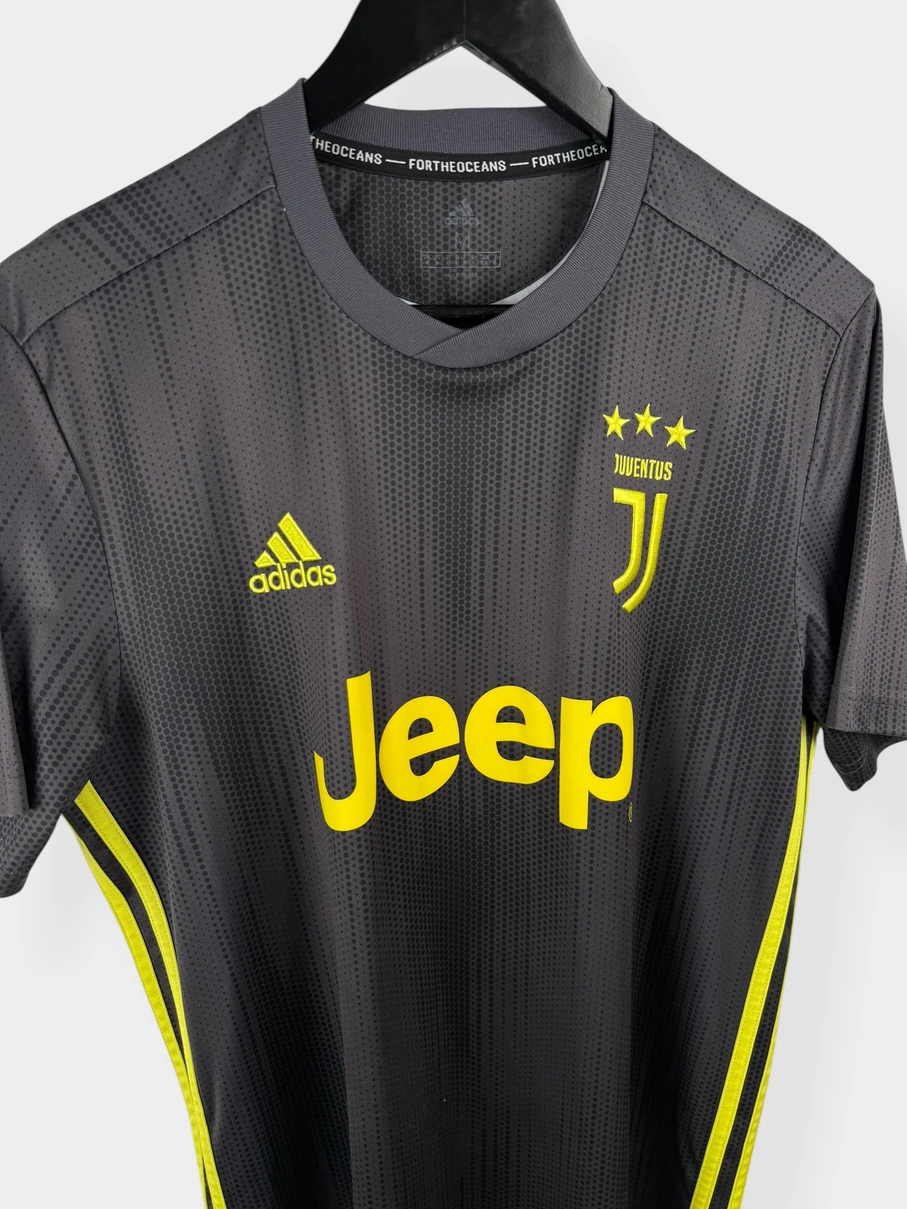 2018-19 JUVENTUS THIRD SHIRT M - Image 3