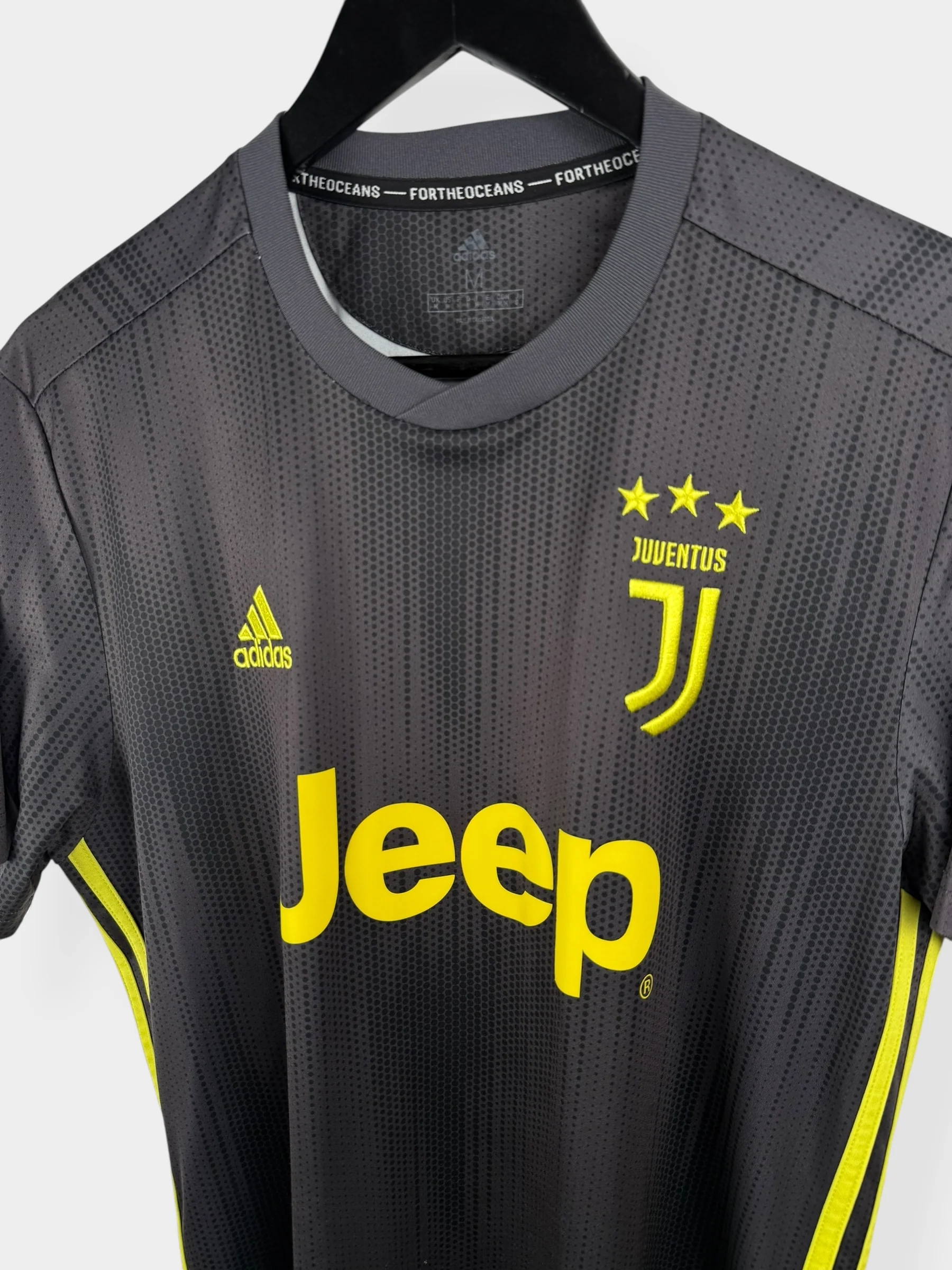 2018-19 JUVENTUS THIRD SHIRT M - Image 4
