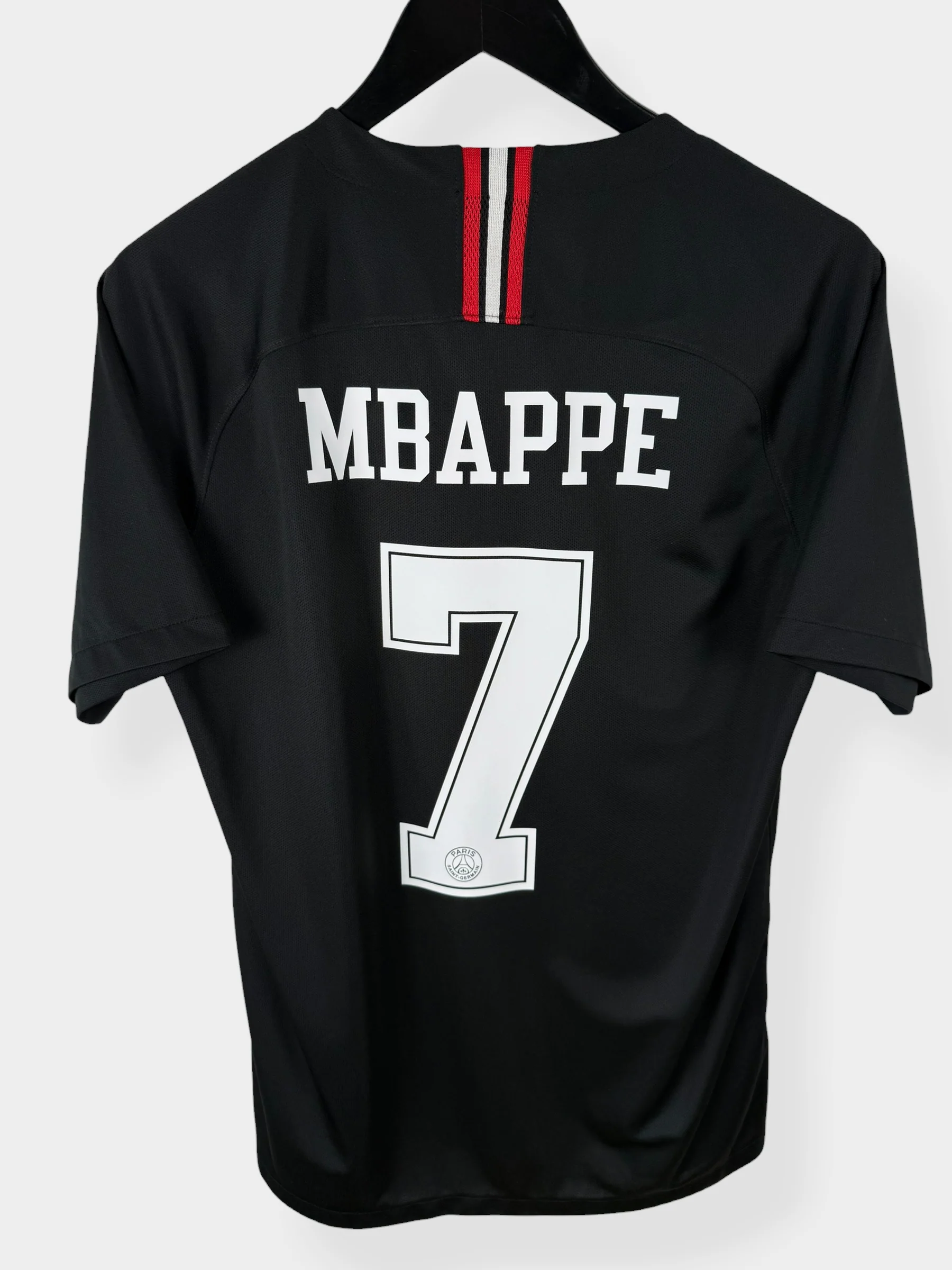 2018-19 PARIS SAINT-GERMAIN HOME SHIRT MBAPPE #7 M