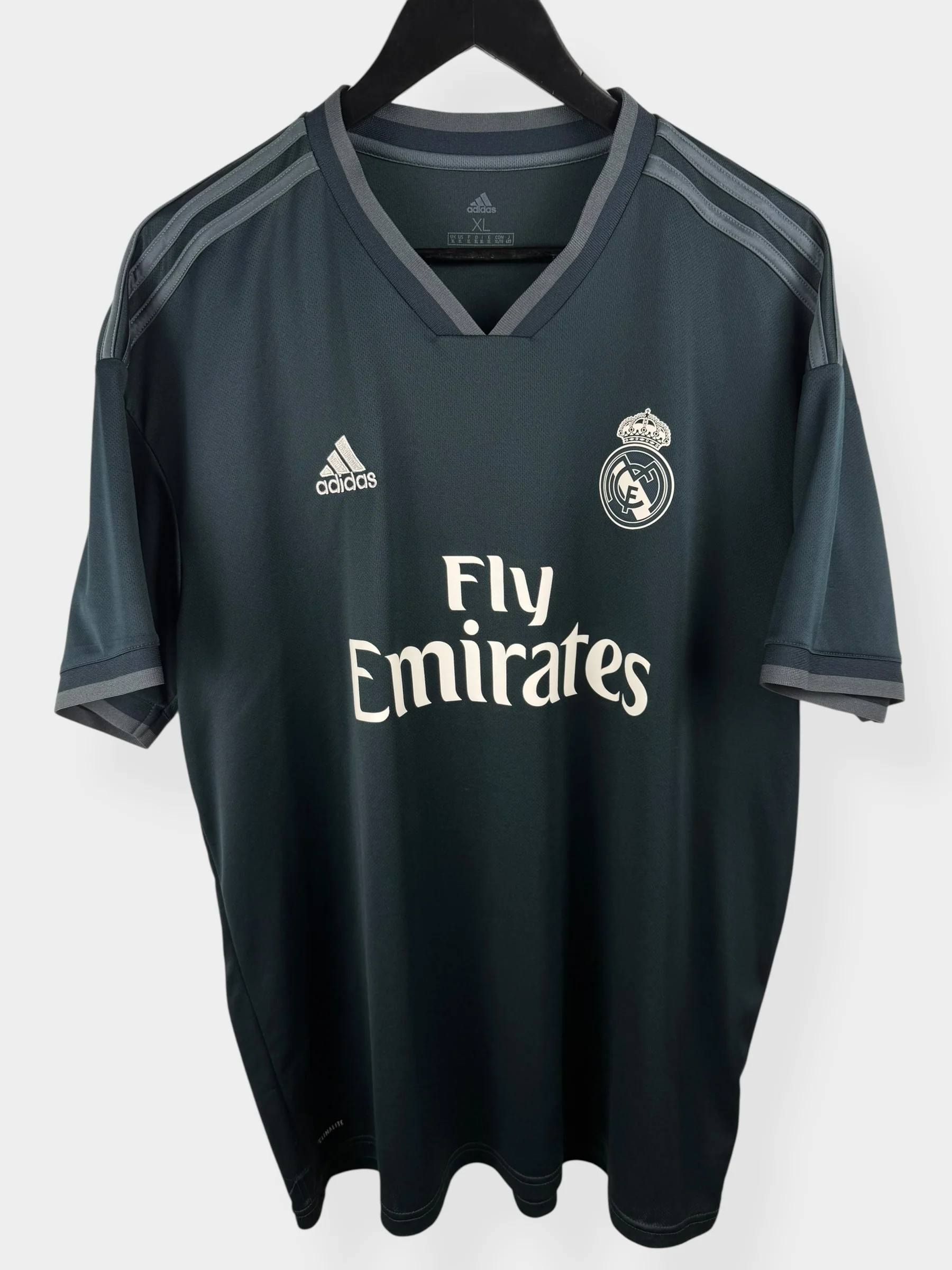 2018-19 REAL MADRID AWAY SHIRT BENZEMA #9 XL - Image 2