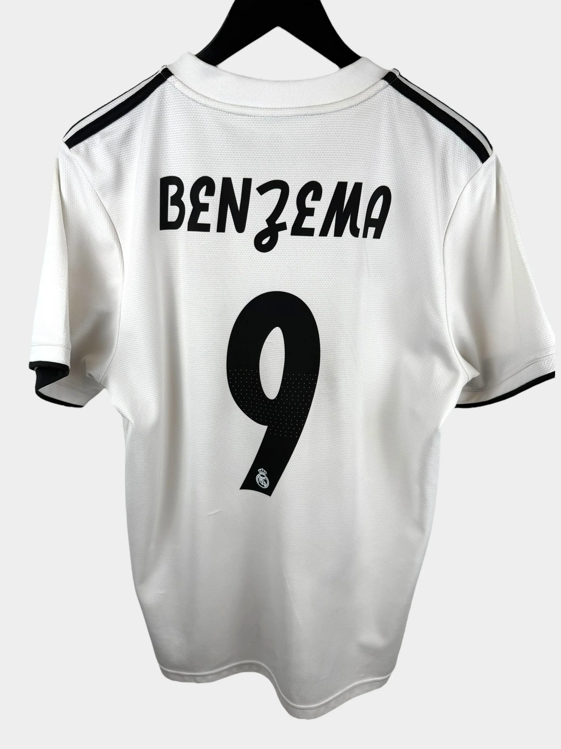 2018-19 REAL MADRID HOME SHIRT BENZEMA #9 M