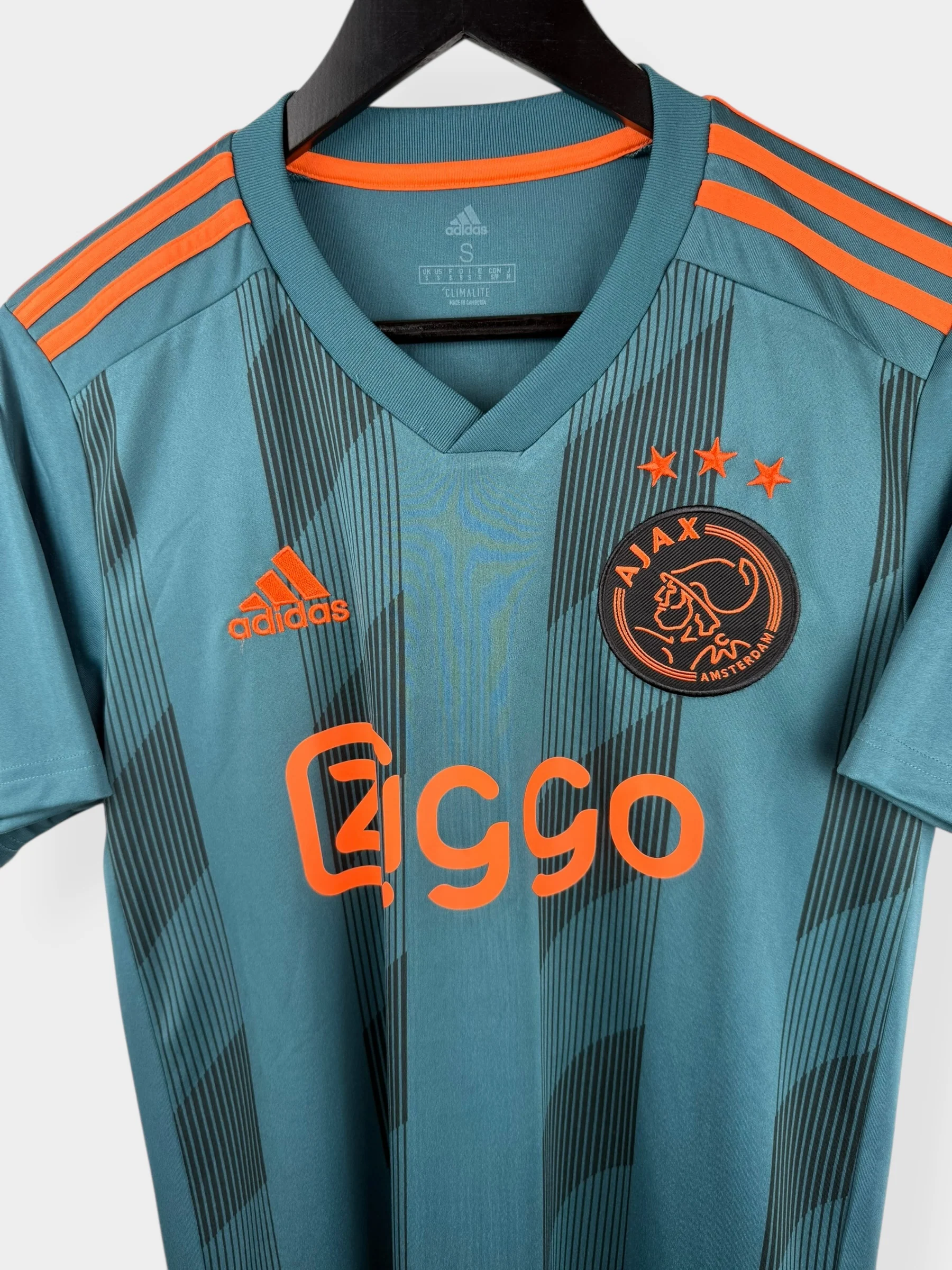2019-20 AJAX AWAY SHIRT VAN DE BEEK #6 S - Image 4