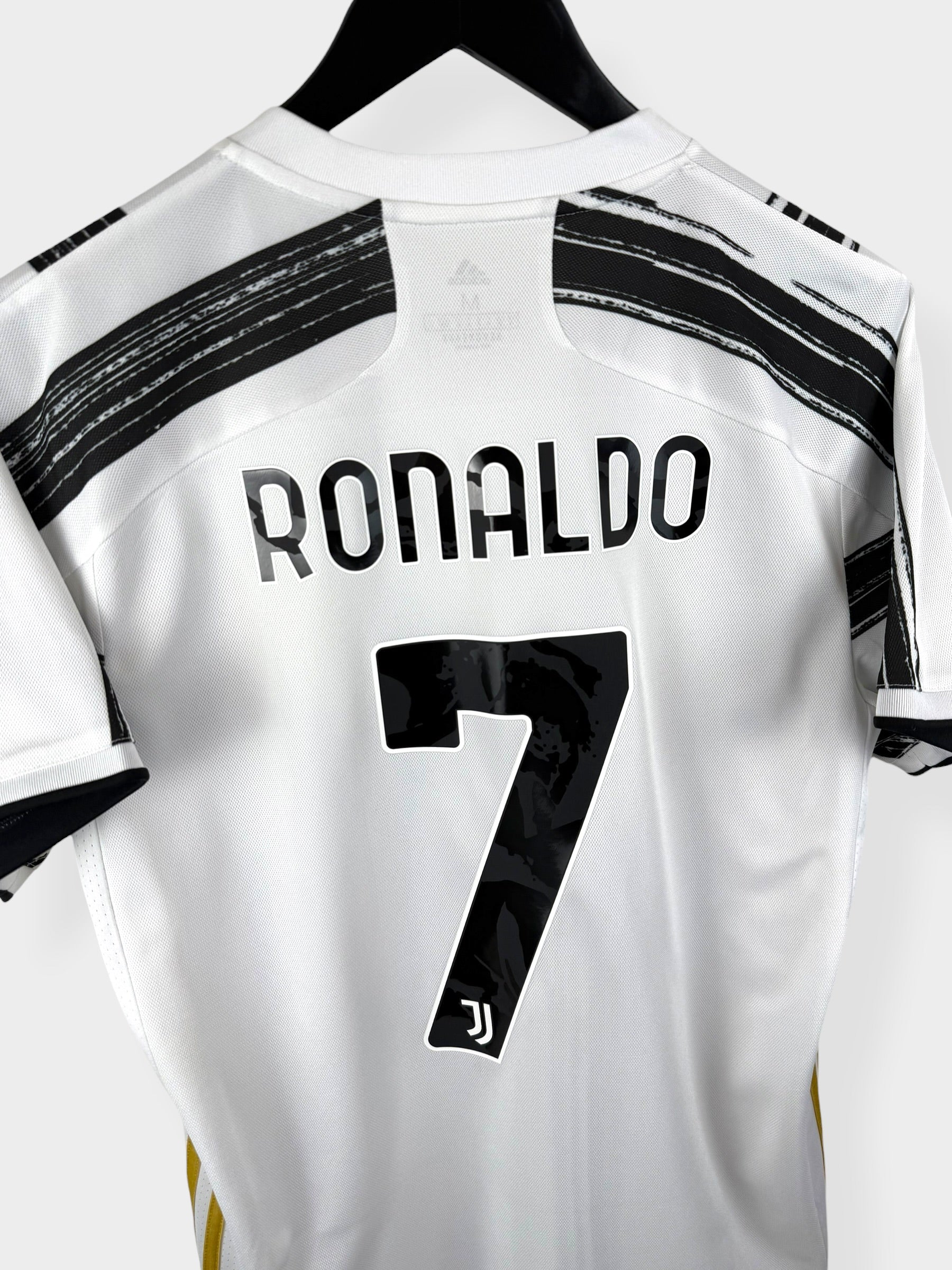 2020-21 JUVENTUS HOME SHIRT RONALDO #7 M - Image 3