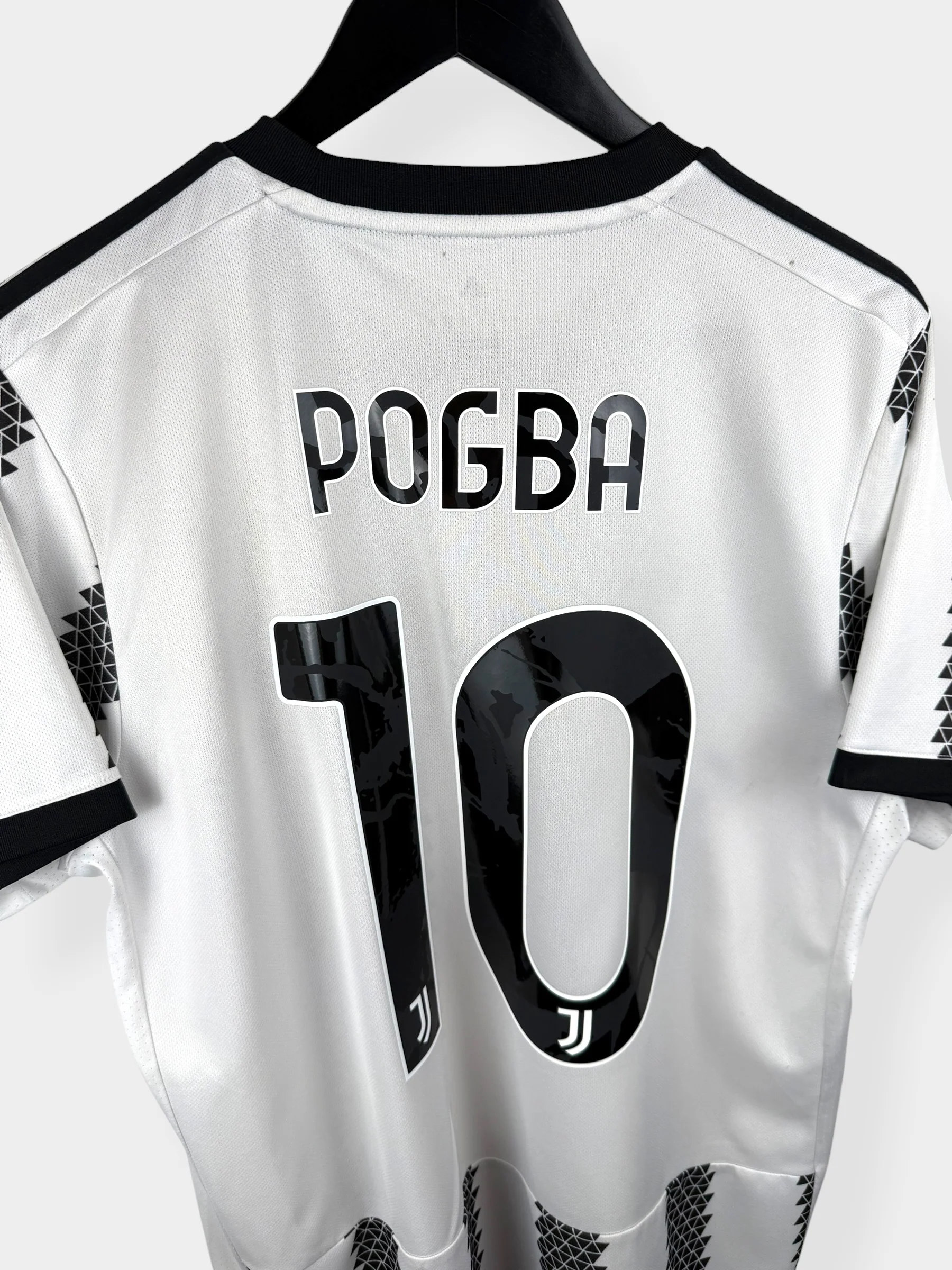 2022-23 JUVENTUS HOME SHIRT POGBA #10 L - Image 3