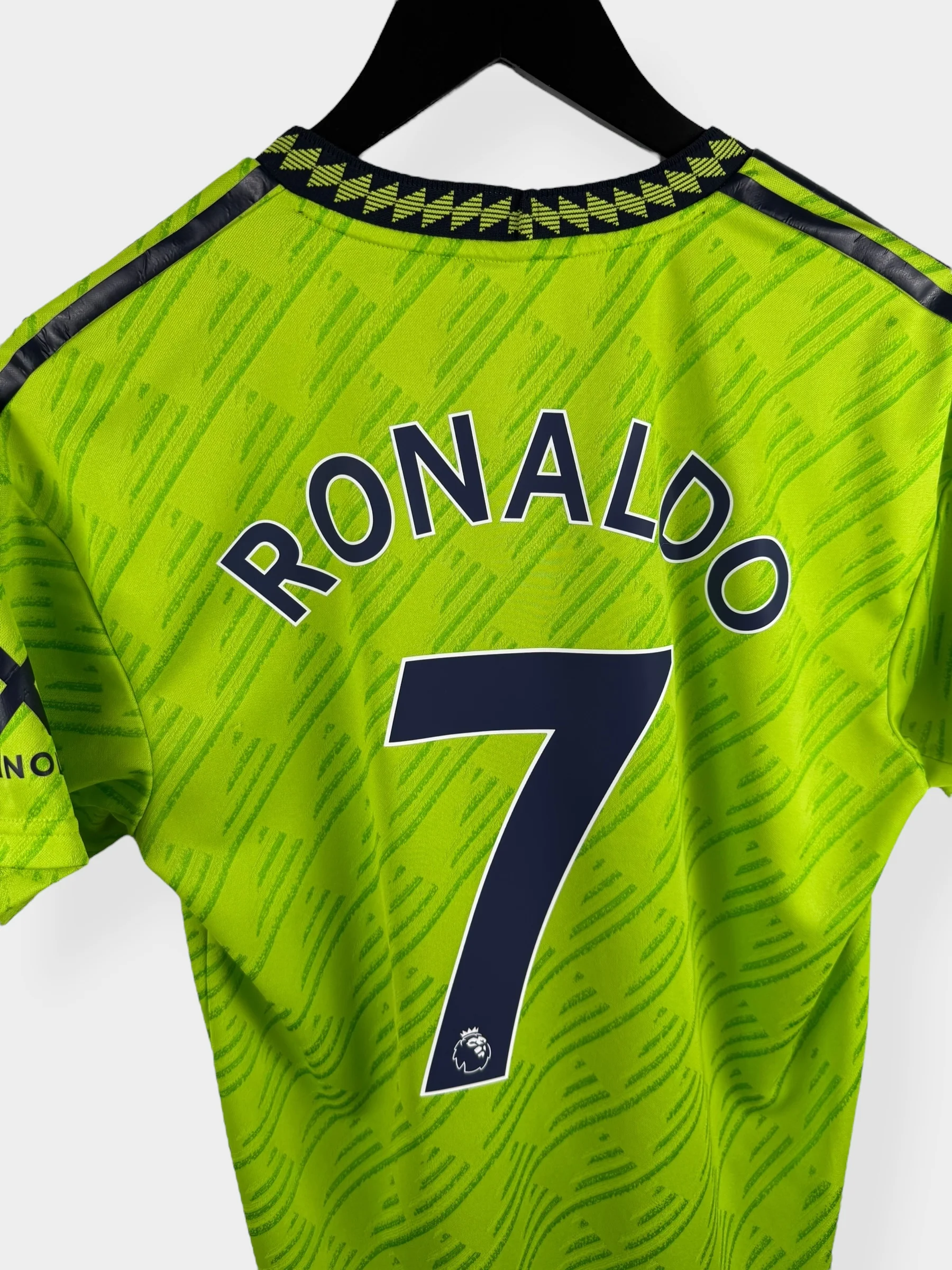 2022-23 MANCHESTER UNITED THIRD SHIRT PLAYER ISSUE RONALDO #7 M - Image 3