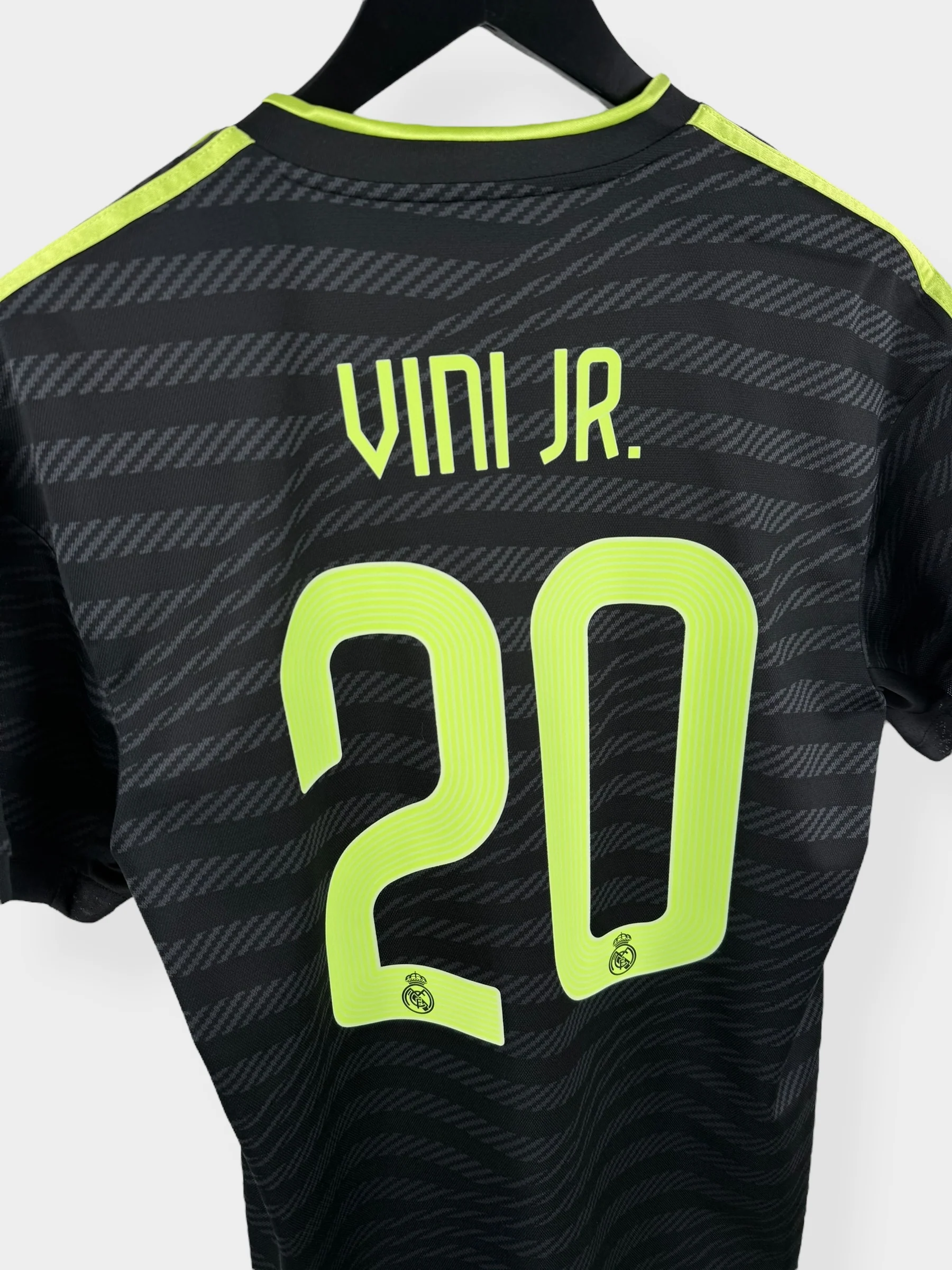2022-23 REAL MADRID THIRD SHIRT VINI JR. #20 M - Image 3