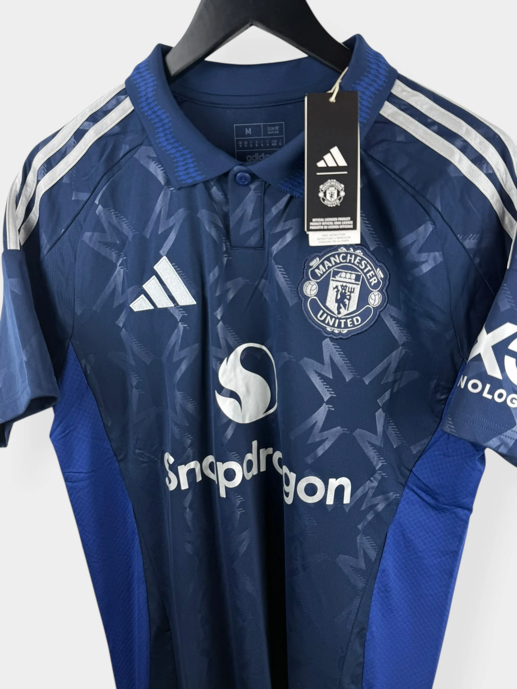 2024-25 MANCHESTER UNITED AWAY SHIRT MAINOO #37 M - Image 4